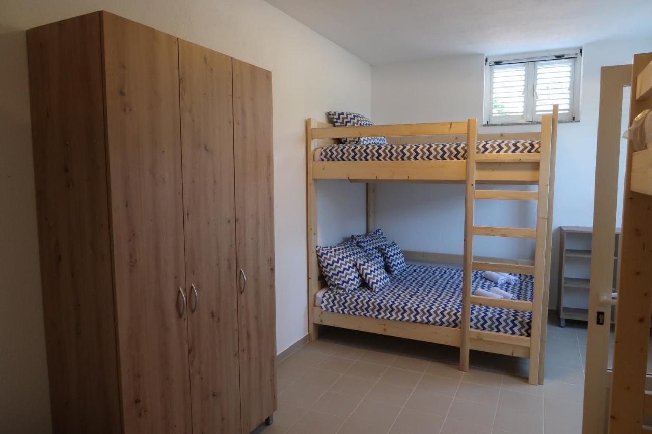 Robinson Olive Tree Huts Villa Čara Dış mekan fotoğraf