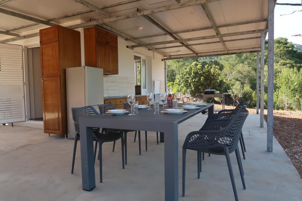 Robinson Olive Tree Huts Villa Čara Dış mekan fotoğraf